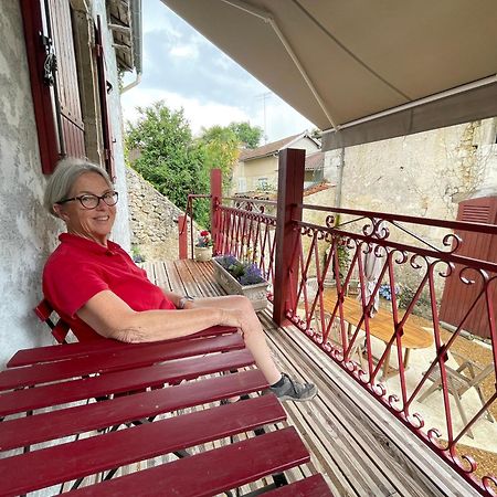 Au Pied Du Chateau Bourdeilles Kültér fotó