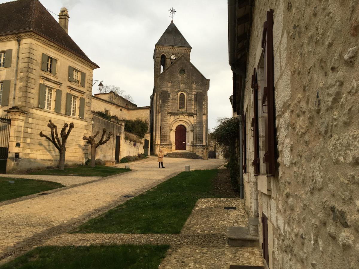 Au Pied Du Chateau Bourdeilles Kültér fotó